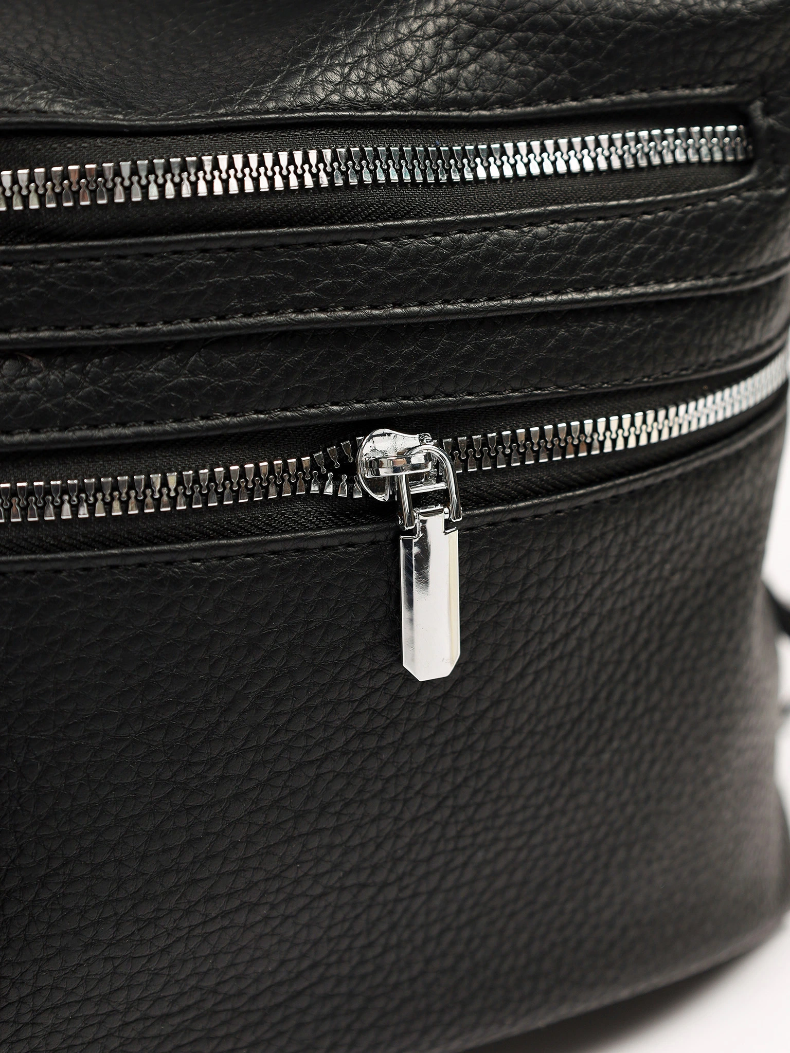 Сумка-шоппер с декоративными пуллерами в ассортименте